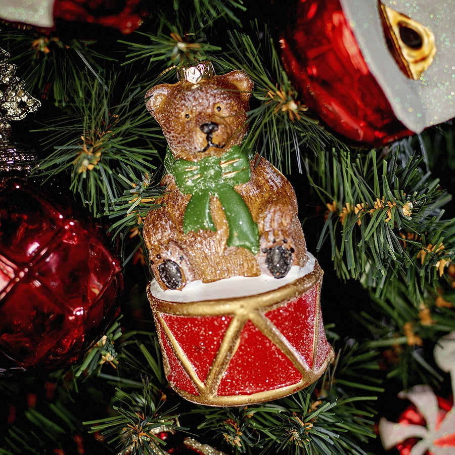 Teddybjørn på tromme med glitter, 6,5x6,5x12 cm
