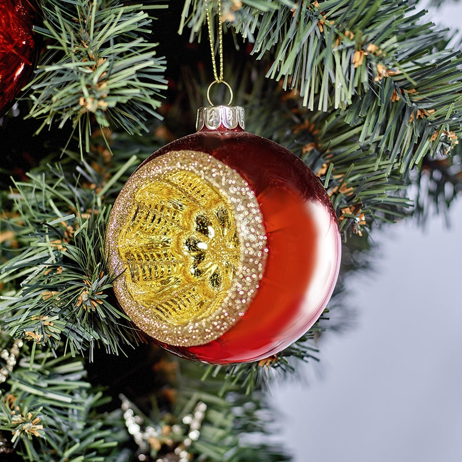 Julekugle med reflektor, i kraftigt glas, blank rød med guld glitter, 8 cm